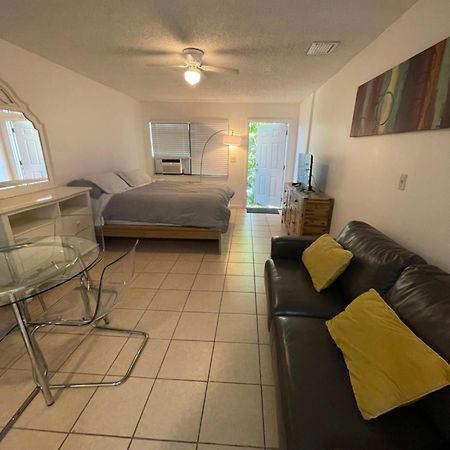 Cozy Downtown Apartments On Water Fort Lauderdale Extérieur photo
